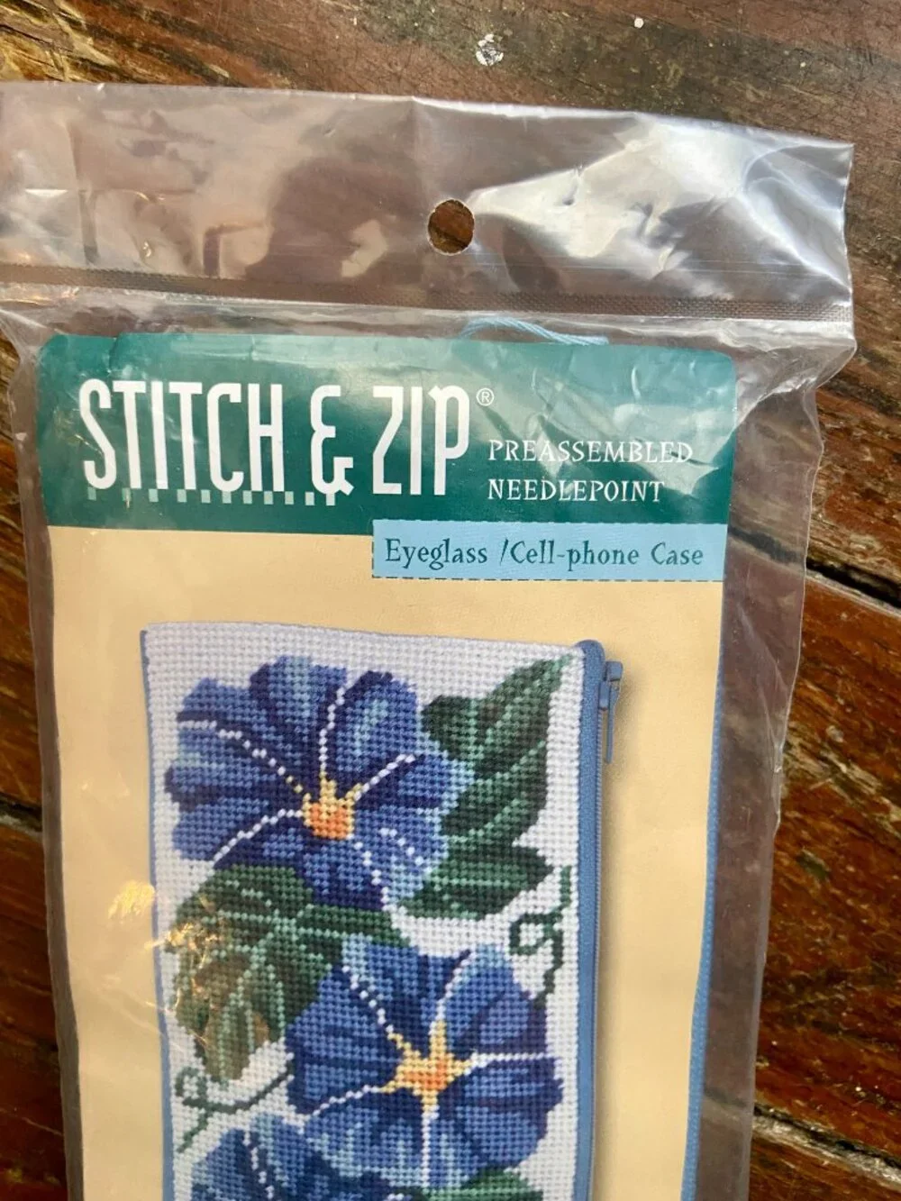 Alice Peterson stitch zip